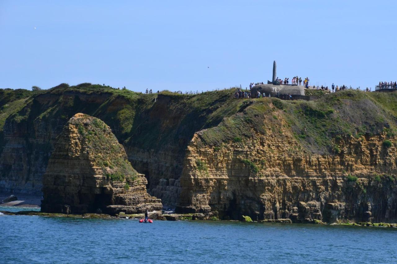 Gite "Au P'Tit Tourois" De Plain-Pied Tout Confort Avec Veranda Proche D'Omaha Beach Et De Bayeux Accueillant Les Animaux Buitenkant foto