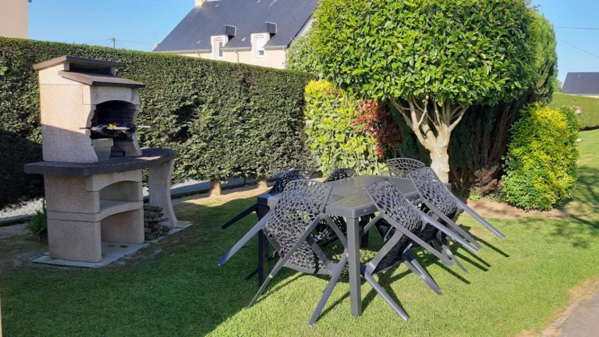 Gite "Au P'Tit Tourois" De Plain-Pied Tout Confort Avec Veranda Proche D'Omaha Beach Et De Bayeux Accueillant Les Animaux Buitenkant foto